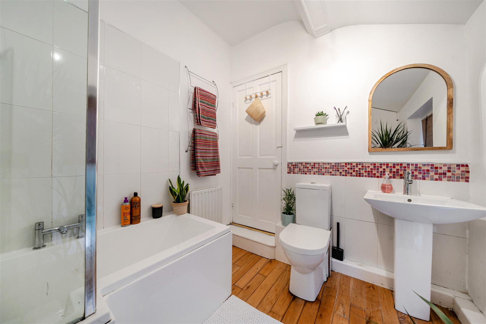 Bryn Y Don Road, Mount Pleasant, Swansea, SA1 6YA